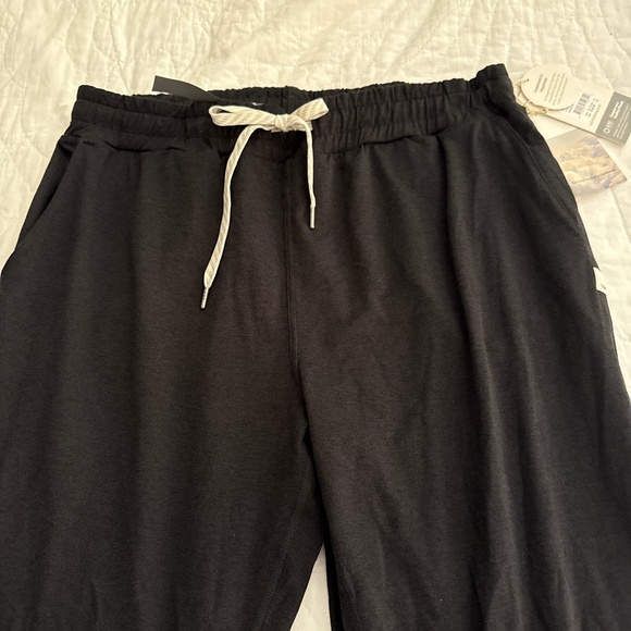 Joggers - Picture 1 of 2